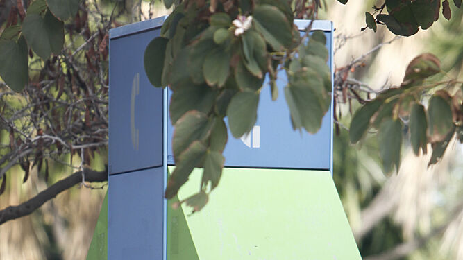 … y cabinas telefónicas azules